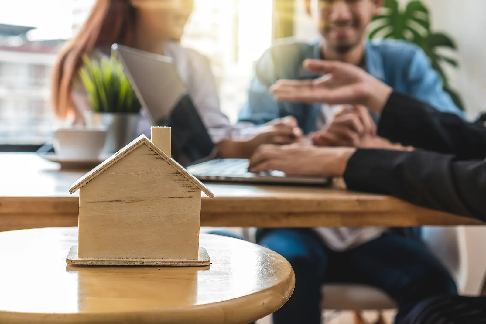 How to Screen Tenants Like a Pro in 2026